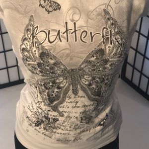 Tops - Ladies T shirt butterflies 🦋 Tops - Ladies T shirt butterflies 🦋